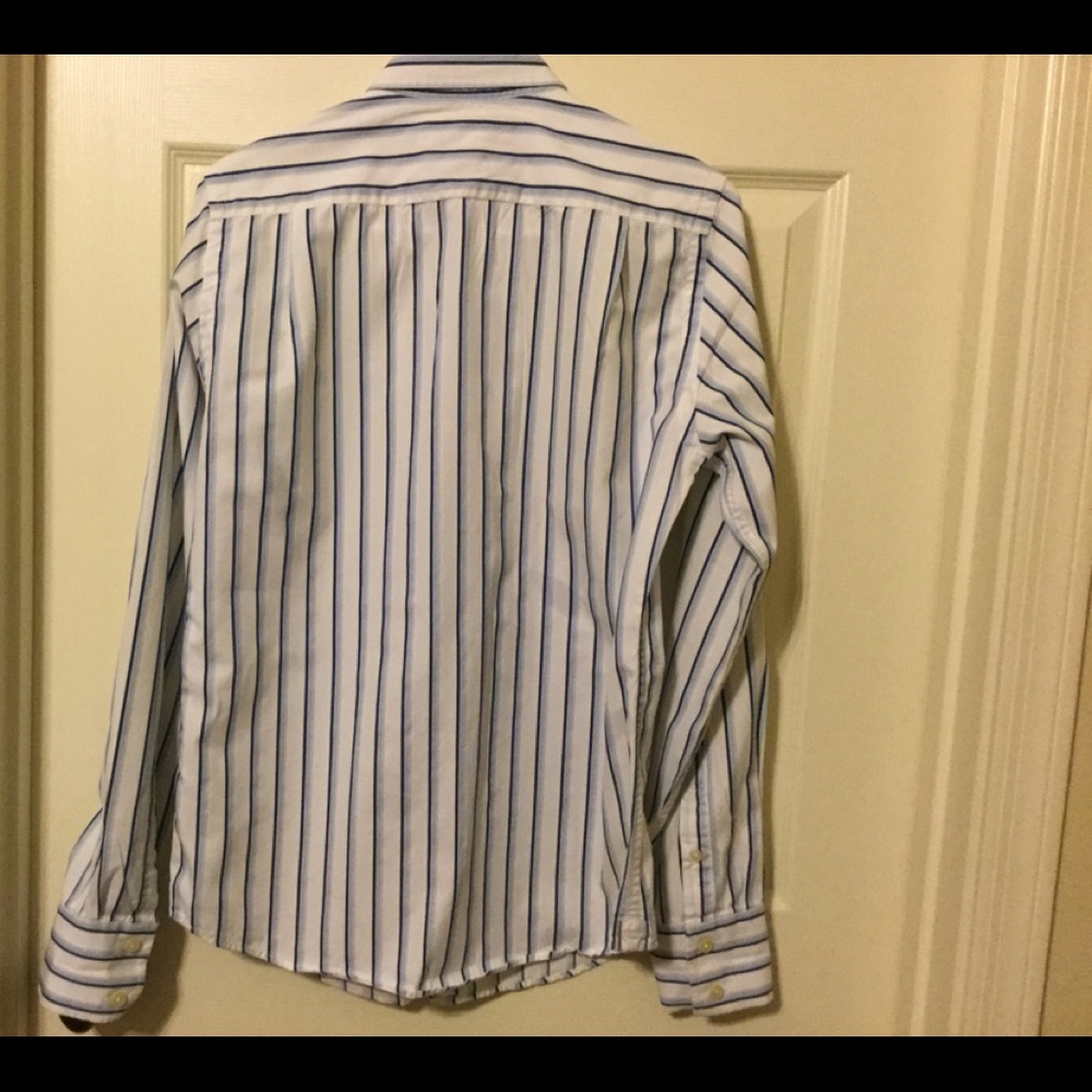 Shirt - Picture 3 of 4